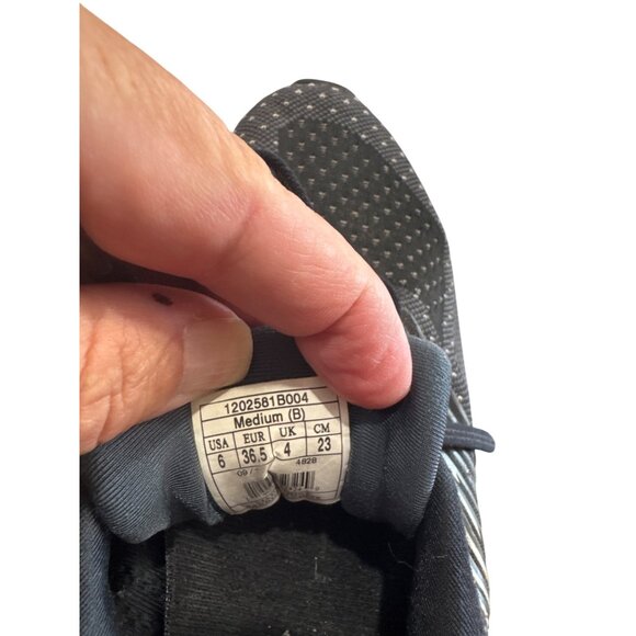 Brooks Levitate Womens black running sneakers  shoes size 6B SKU 8808 - Picture 9 of 14